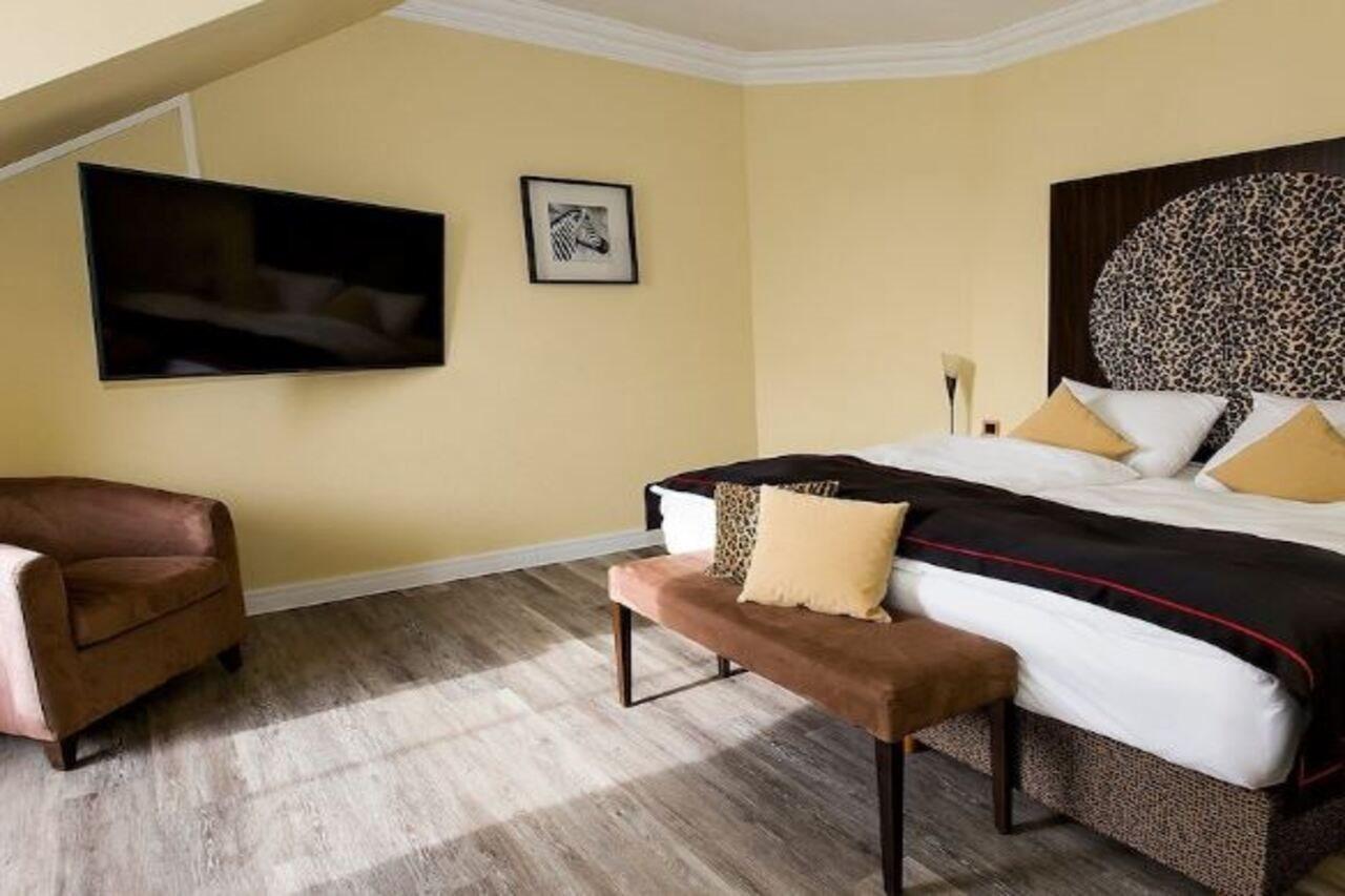 Dormero Hotel Muenchen-Kirchheim Messe Kirchheim bei Muenchen Eksteriør bilde
