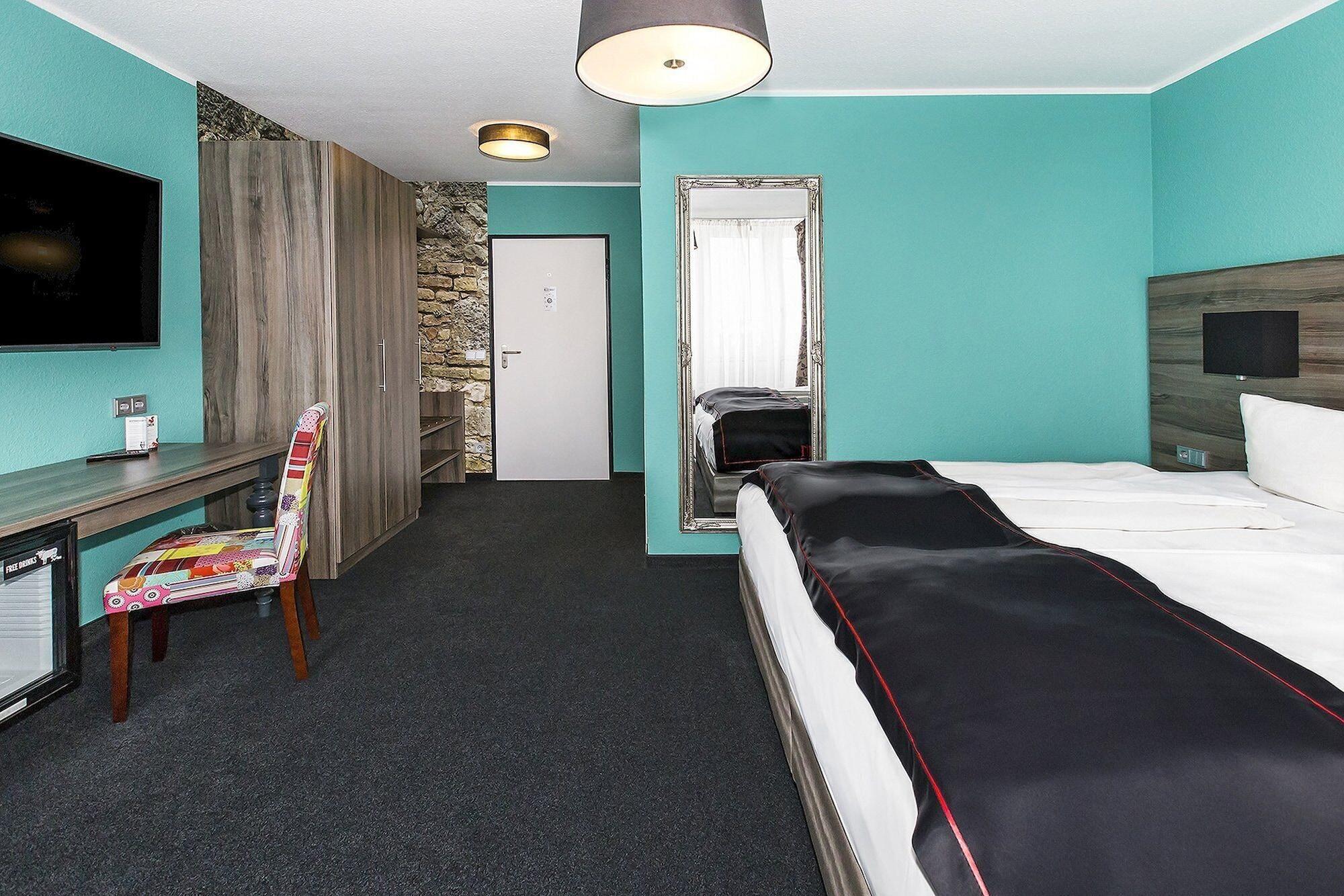 Dormero Hotel Muenchen-Kirchheim Messe Kirchheim bei Muenchen Eksteriør bilde